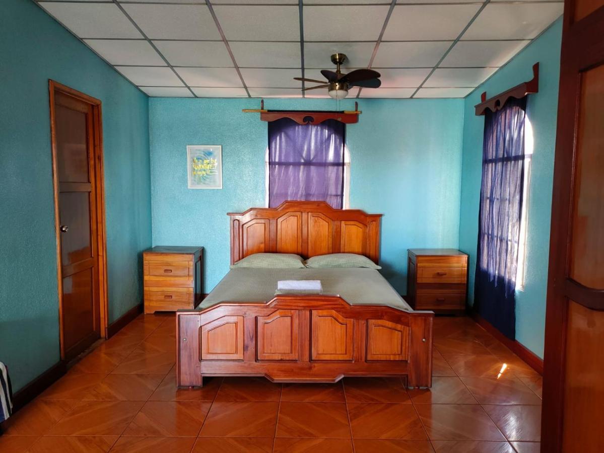 Casa Robles - Room Close To Airport #2 Managua Eksteriør billede
