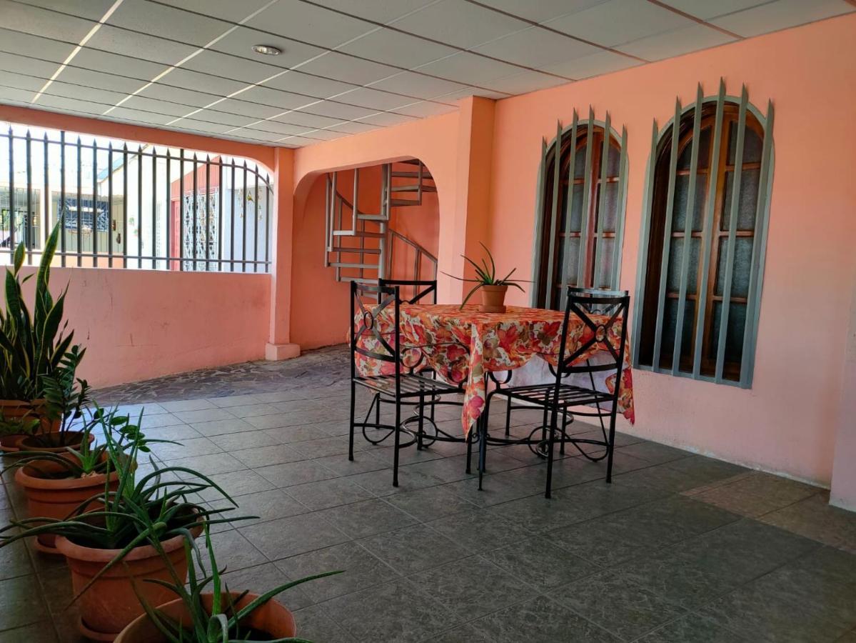 Casa Robles - Room Close To Airport #2 Managua Eksteriør billede